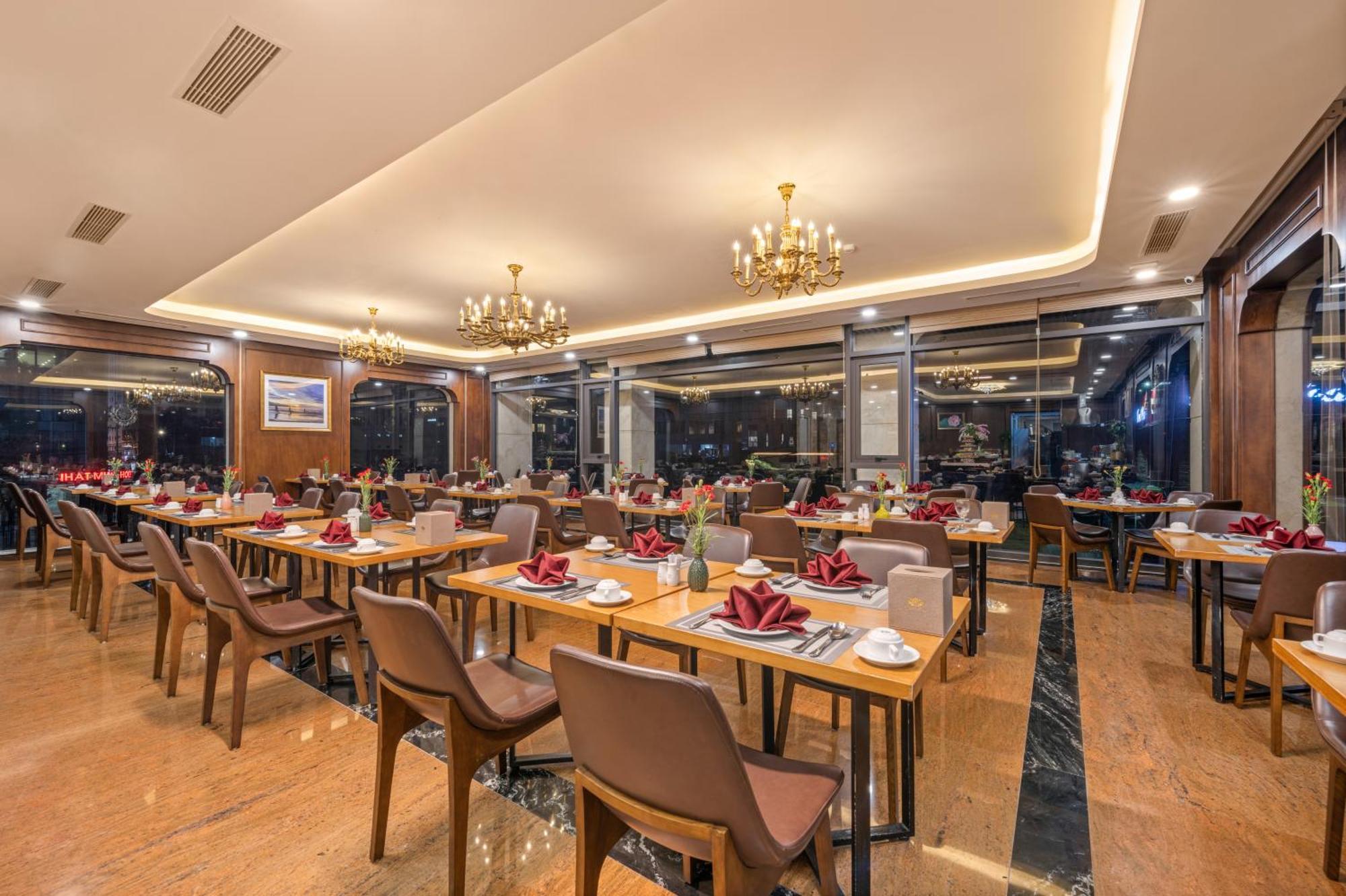 Golden Lotus Hotel Da Nang - Rooftop Bar Sea View Exterior foto